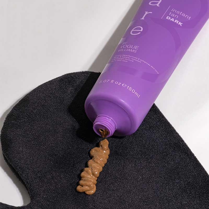 Bare by Vogue Tanning Mitt