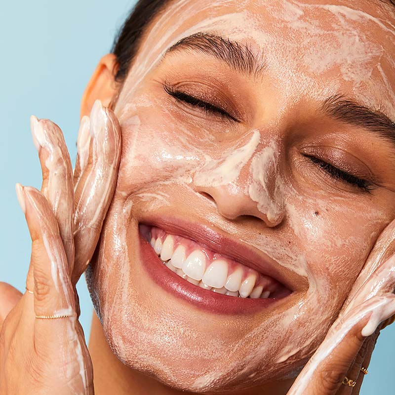 First Aid Beauty Pure Skin Face Cleanser | Face wash | Face Cleanser | skincare | hydrating face wash | best face wash | foaming cleanser | first aid beauty face wash