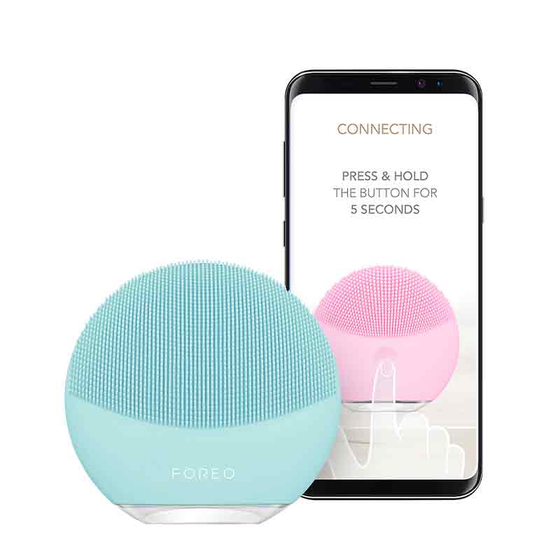 Foreo Luna Mini 3 | device | hygienic | cleanse |  travel-friendly | facial cleansing brush | ultra-soft, | bacteria-resistant | silicone | 30 seconds | Glow Boost mode | healthy | radiant | complexion | pearl pink | mint