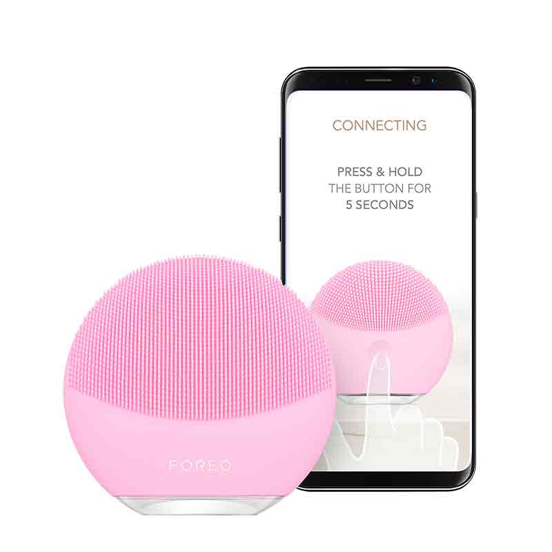 Foreo Luna Mini 3 | device | hygienic | cleanse |  travel-friendly | facial cleansing brush | ultra-soft, | bacteria-resistant | silicone | 30 seconds | Glow Boost mode | healthy | radiant | complexion | pearl pink | mint
