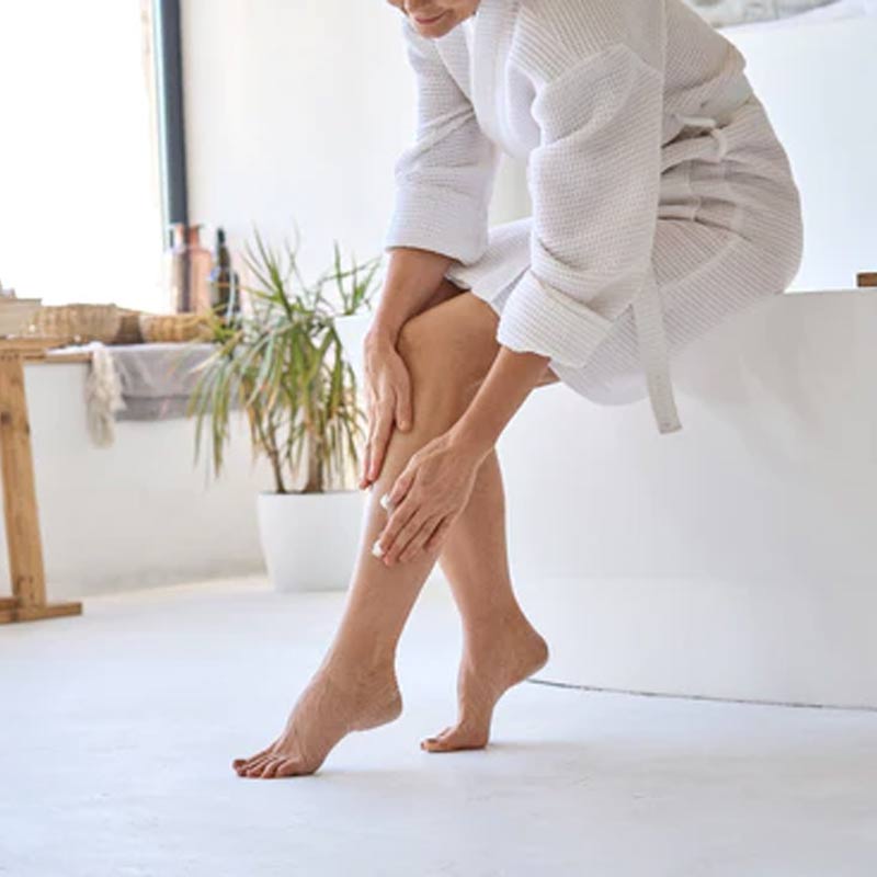 Formulae Prescott | Tri Body Balm | Mini | rich | multi-functional | gel-to-milk | cleanse | polish | exfoliates | skin | body | essential oils | uplift | calm | melt | condition | black pepper | 3 in 1 | anti-bacterial | anti-inflammatory