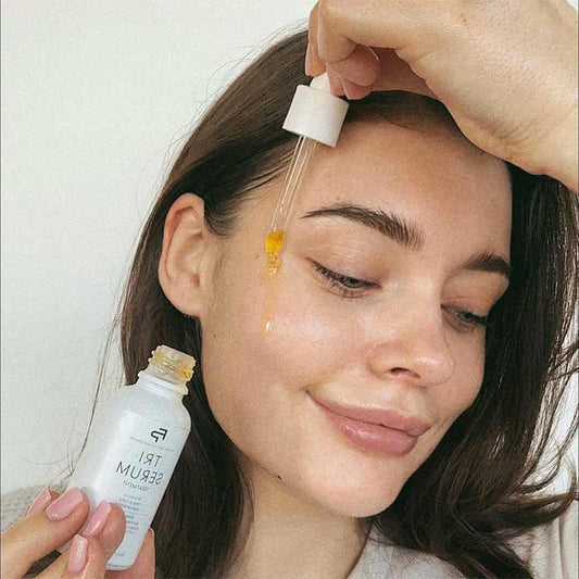 Formulae Prescott | Tri Serum | firms | tones | strengthens | repairs | barrier function | luminosity | hydrates | smooth | radiant | nourished | lightweight | quickly absorbed | skincare