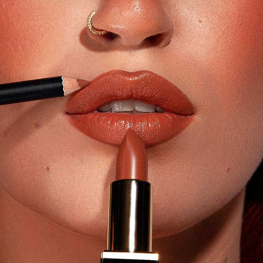 Kash Beauty Eternal Treasure Satin Lipstick | True Nude | buildable hues | KASH lip liners | lip game | True Nude | True Nude lip liner | fuller | defined pout.