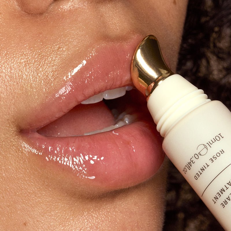 Kash Beauty Lip Treatment | Rose Tinted | Hydrating | softening | Smooth | plump | defined lips | Light rose tint | Fresh mint scent | Vegan | cruelty-free