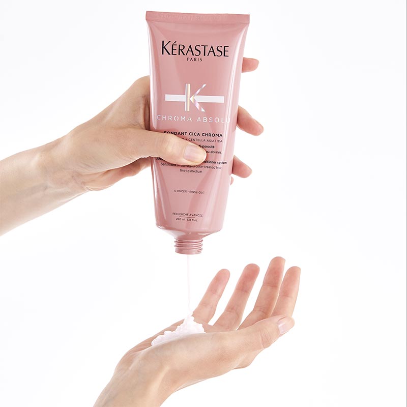 Kérastase, Chroma Absolu Range, Fondant Cica Chroma Anti-Porosity Strengthening Conditioner