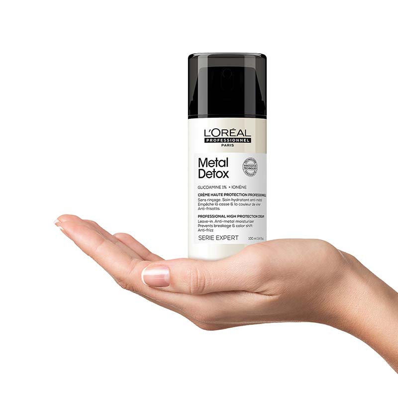 L'Oréal Professionnel Metal Detox Anti-Metal High Protection Cream | dry hair | damaged hair | L'oreal professional | heat protection | metal detox | hair protection cream | damaged hair