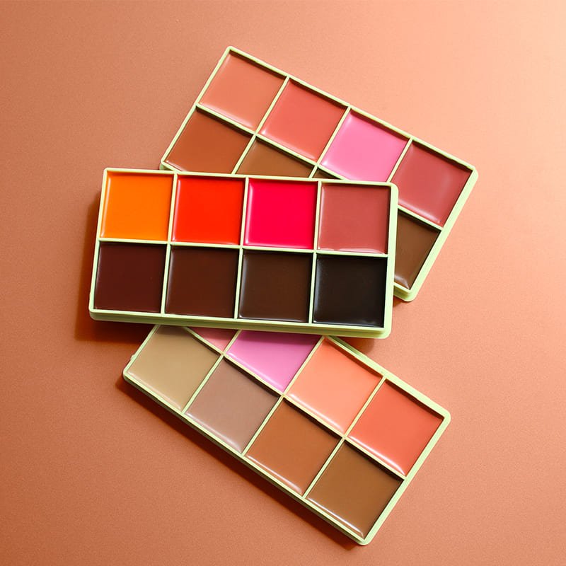 Made by Mitchell | Curve Case | makeup | dewy | cream | radiant | fresh| every skin tone | fair | medium | deep skin | sculpt | define | contour | blush | eyeshadow | creamy | colour | blursh