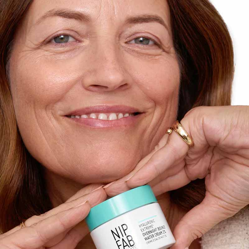 Nip + Fab Hyaluronic Fix Extreme 4 Overnight Bounce Water Cream 2%