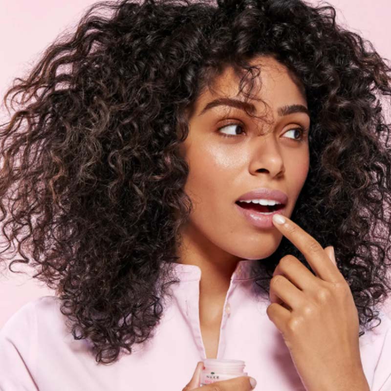 Very Rose Lip Balm Nuxe Hydrating Moisture Model Lips