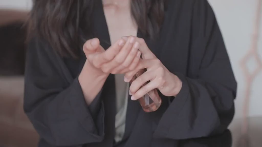 Kerastase, hair oil, anti-frizz hair oil