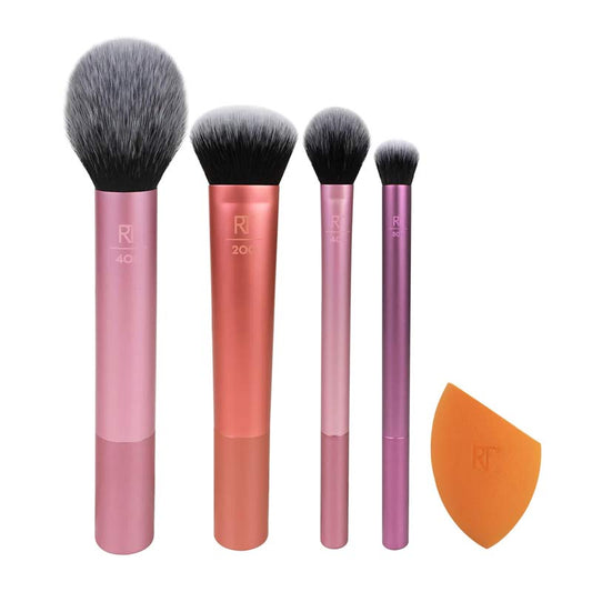 Real Techniques Everyday Essentials Set | need | creating | every day | makeup | look | UltraPlush™ | Synthetic | Bristles | four | super | soft | brushes | one | makeup | sponge | set | gorgeous