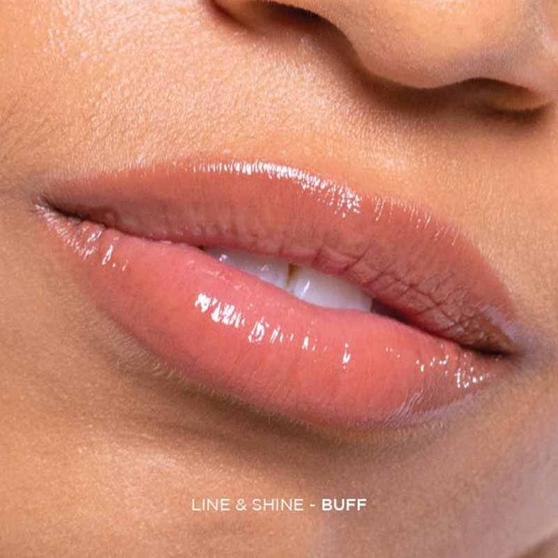 Sculpted by Aimee Connolly Line & Shine Duo | Buff | swatch | medium | skin | tone | line | lip | full | pout