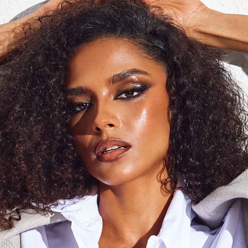 SOSU Cosmetics Hidden Agenda Fox Eye False Lashes Feline Model Makeup Look