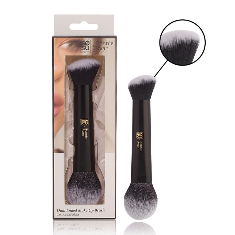 SOSU Cosmetics x Bonnie Ryan Dual Ended Brush | Flawless contour, bronzer, and blush application | Dual-ended design for precise application and seamless blending | Suitable for makeup enthusiasts at all levels.
