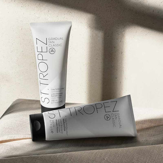 St Tropez Gradual Tan Classic Daily Firming Lotion Light/Medium | daily tinted moituriser | skincare with sun