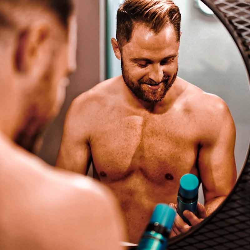 St. Tropez's Self Tan Express | men's self tanning