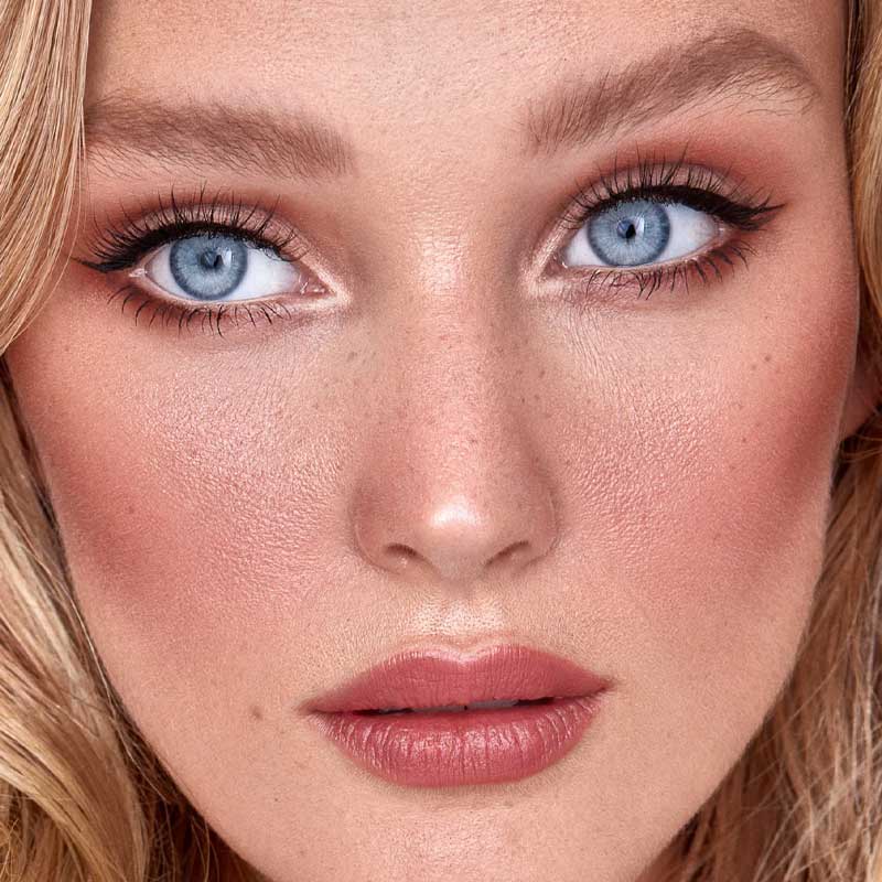 Sweed NO Lash-Lash | each individual lash tapered to mimic natural lash hair | imperceptible, light as air feeling | Sweed’s best-selling lash for natural yet dramatic looks