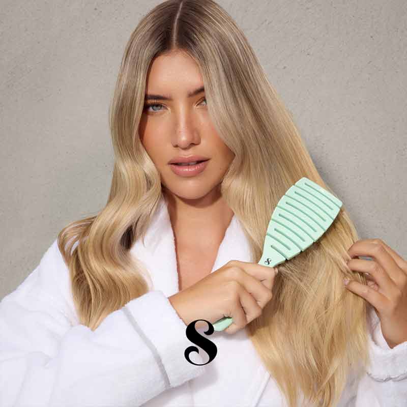 The Smooth Company The Detangled Brush on dry hair