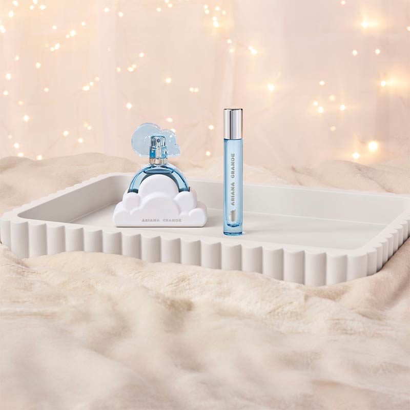 The Ariana Grande Cloud 30ML + Cloud 10ML Spray Pen Gift Set Stylised Image
