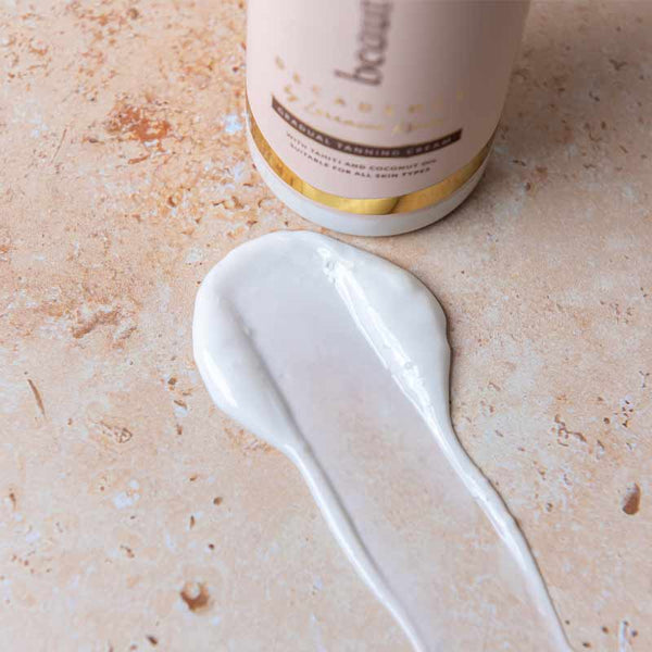 Beauti Edit Decadence Gradual Tanning Cream | quality | creamy | easy | hydrating | Lorraine Keane | skin | body | care | luxury 