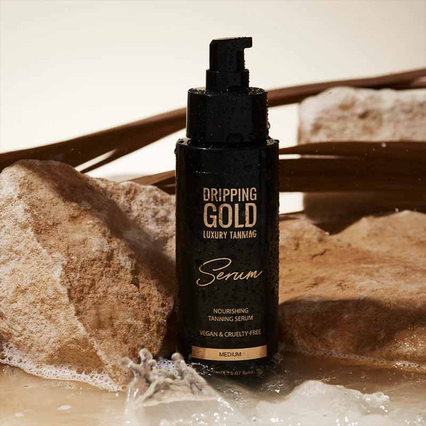 Dripping Gold Luxury Tanning Serum Squalane hydrates | Rosehip Oil brightens | Goji Berry extract | evens out skin tone | minimizes pigmentation |Chamomile Flower | natural antioxidant | soothes | Acai Berry | revives | boosts elasticity | Grapeseed oil | rich Omega-6 | Vitamin E to nourish | soften dry skin