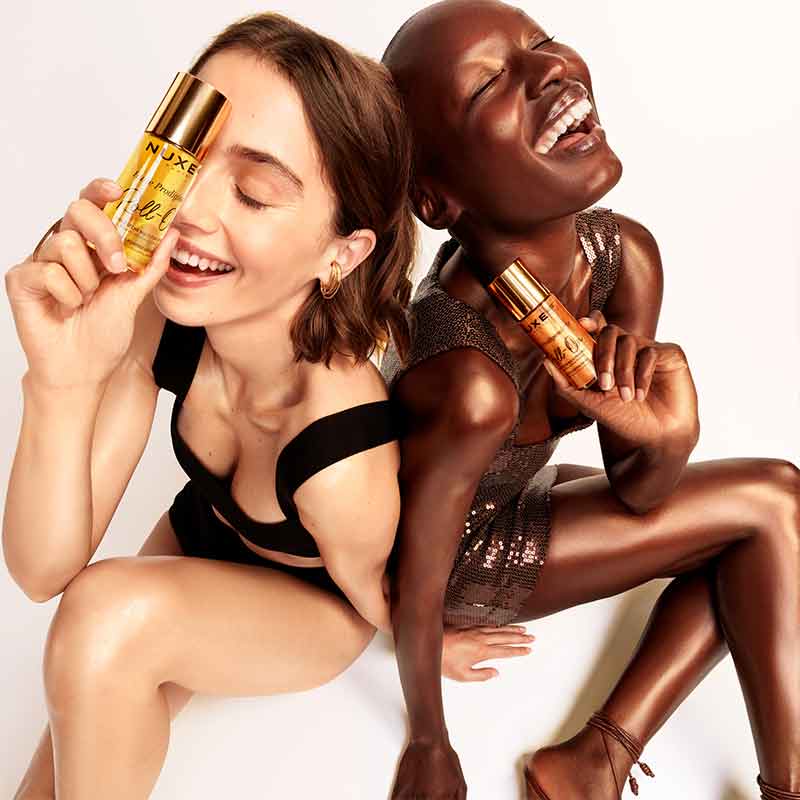 NUXE Huile Prodigieuse Roll-On Dry Oils with models