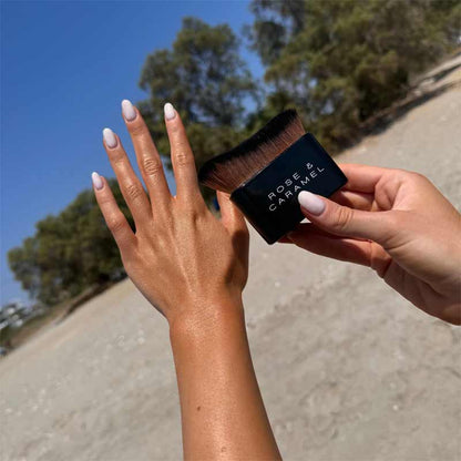 Rose & Caramel Self Tan Blending Brush
