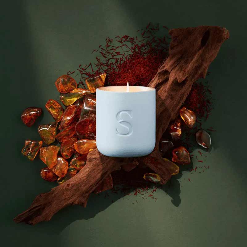 Sanctuary Ruby Oud Collection Scented Candle | fragrance | white florals | fragrant woods | amber | opulent | candles | burns | 45 hours | natural 