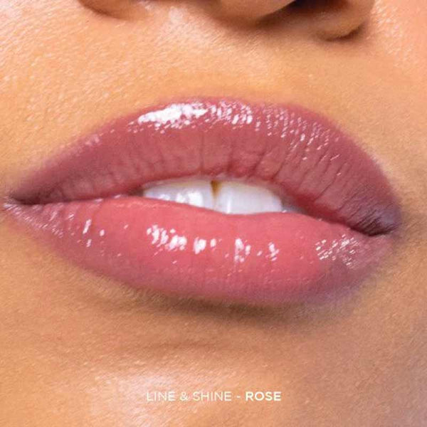Sculpted by Aimee Connolly Line & Shine Duo | Rose | creamy liner | lips | medium | tan | skin | tone | swatch | quality 