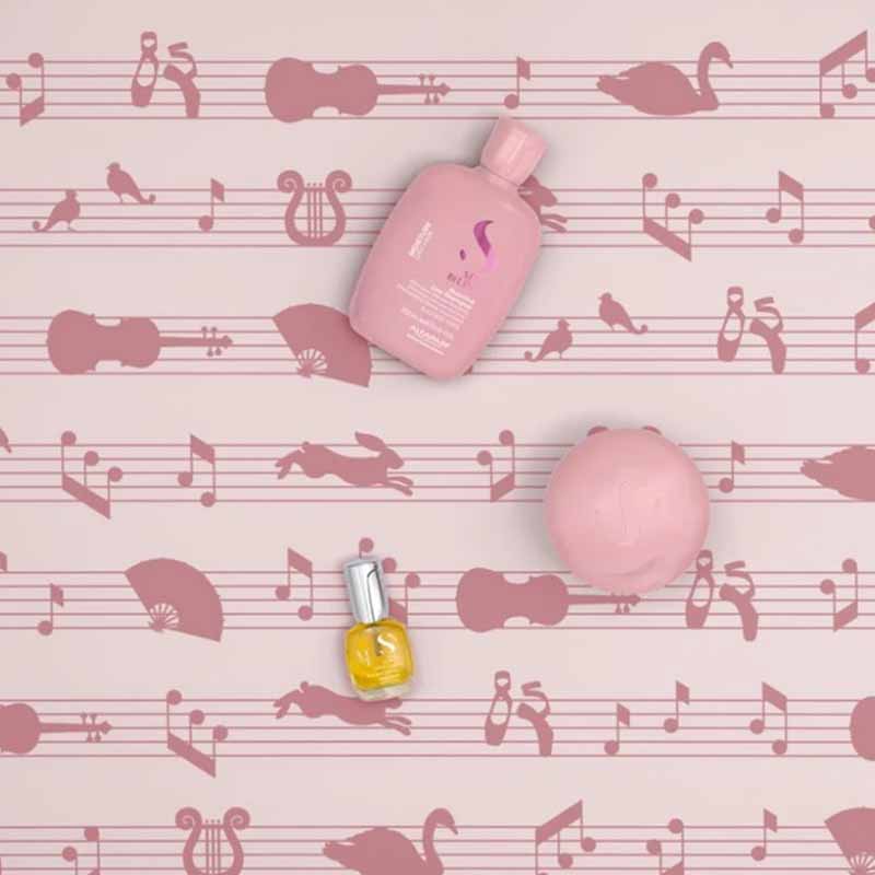 Alfaparf Moisture Gift Set pink table 