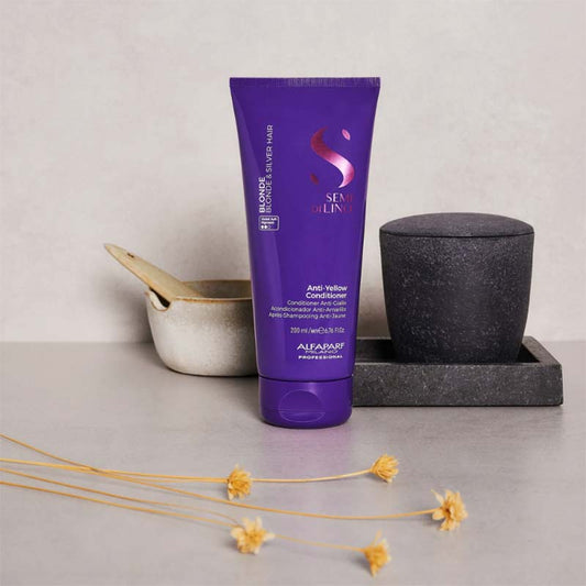 Alfaparf Semi Di Lino Blonde Anti-Yellow Conditioner For Blonde Hair, professional conditioner