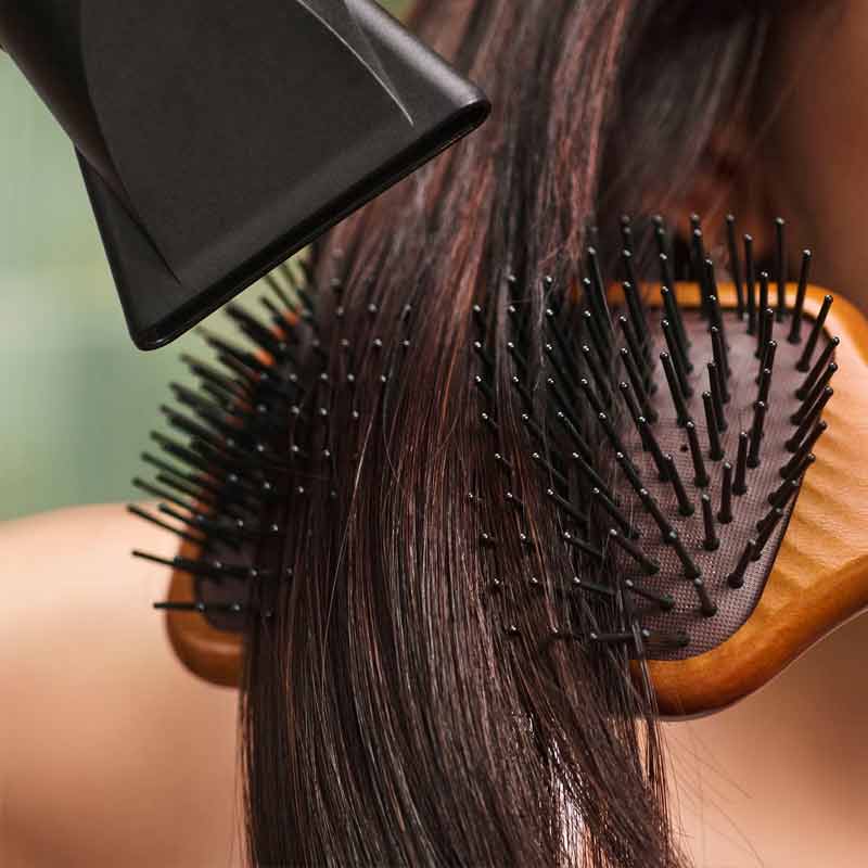 Aveda Miraculous Oil High-Shine Hair Oil Concentrate