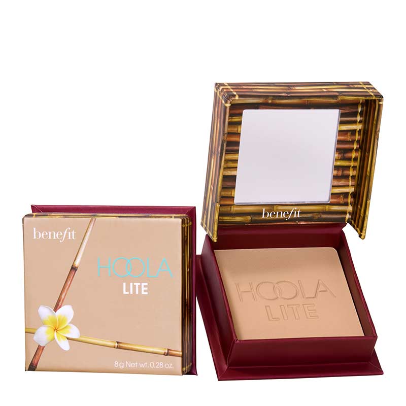 Benefit Cosmetics Hoola Lite Bronzer | light shade bronzer | natural looking bronzer