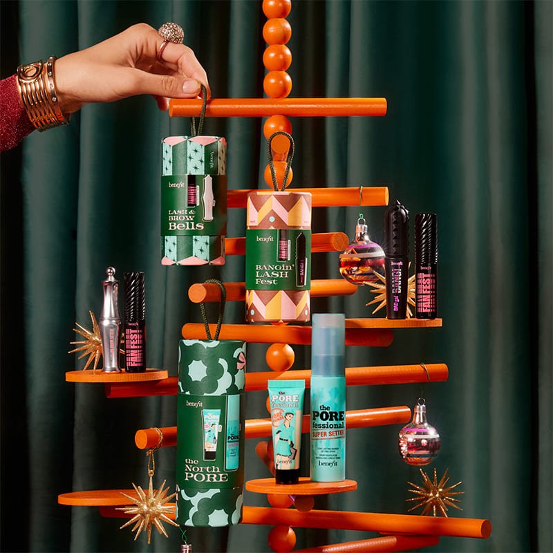 Benefit The North Pore Tree Hanger