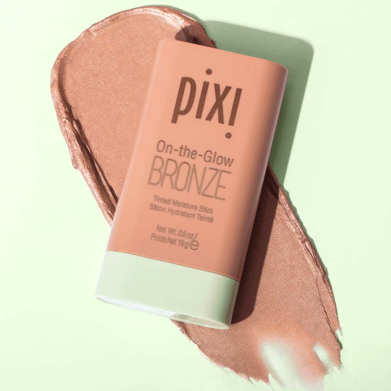PIXI On-the-Glow Bronze | bronzer | makeup | contour | contour stick | on the glow bronzer | pixi makeup | tik tok trending makeup 