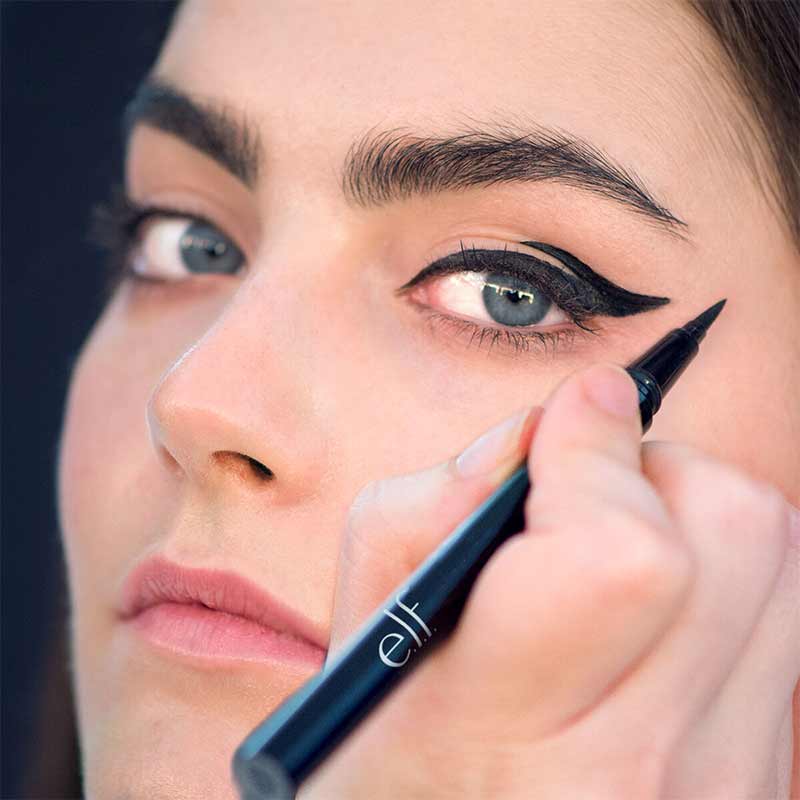 e.l.f. Intense H20 Proof Eyeliner Pen | Liquid eyeliner | Waterproof | Matte Finish | Conditioning with Vitamin E | Felt tip | Fast drying 
