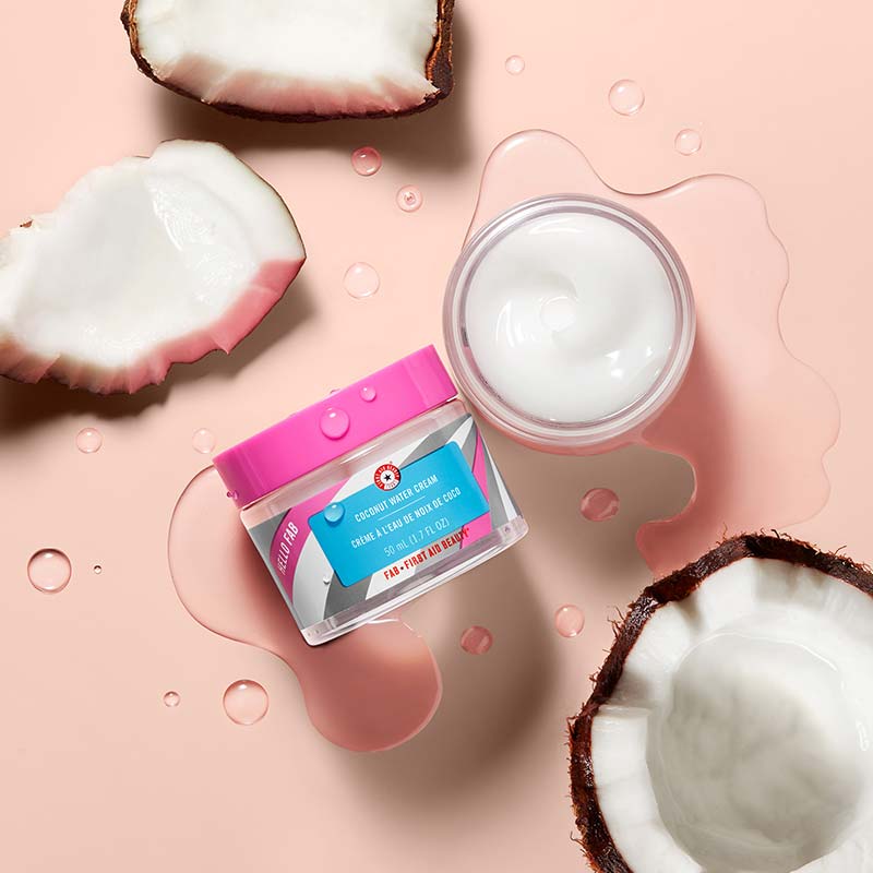 First Aid Beauty Hello FAB Coconut Water Cream | Hydrating water cream | skincare | hydrating moisturiser | skincare for dry skin | first aid beauty skincare | FAB