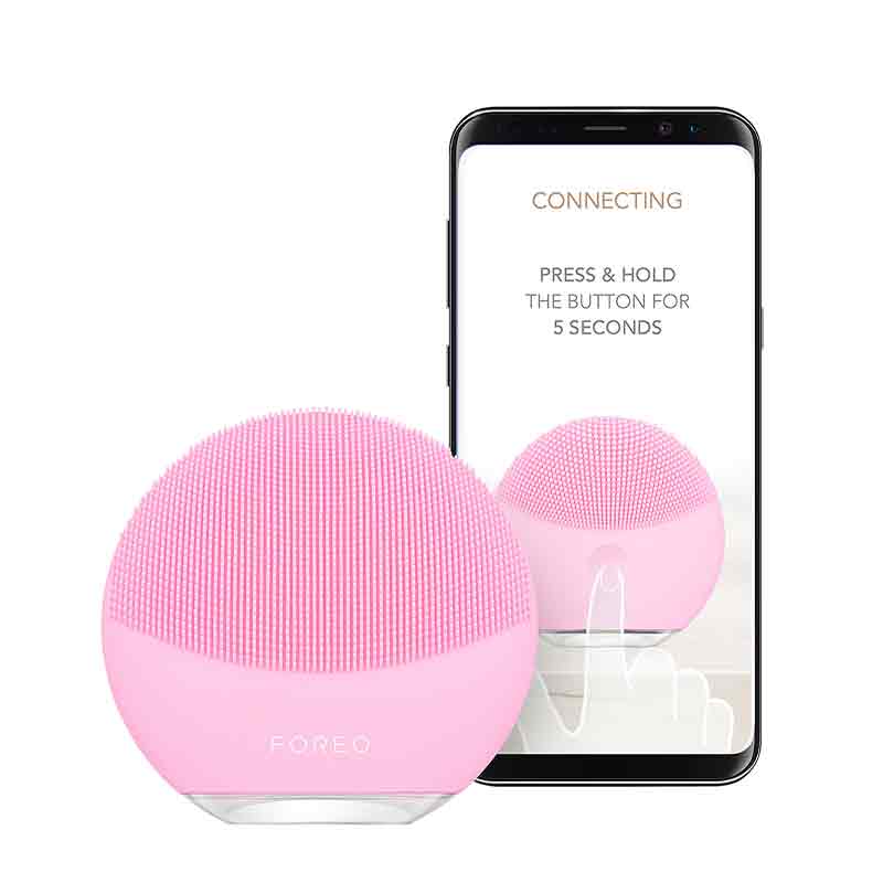 Foreo Luna Mini 3 | device | hygienic | cleanse |  travel-friendly | facial cleansing brush | ultra-soft, | bacteria-resistant | silicone | 30 seconds | Glow Boost mode | healthy | radiant | complexion | pearl pink | mint