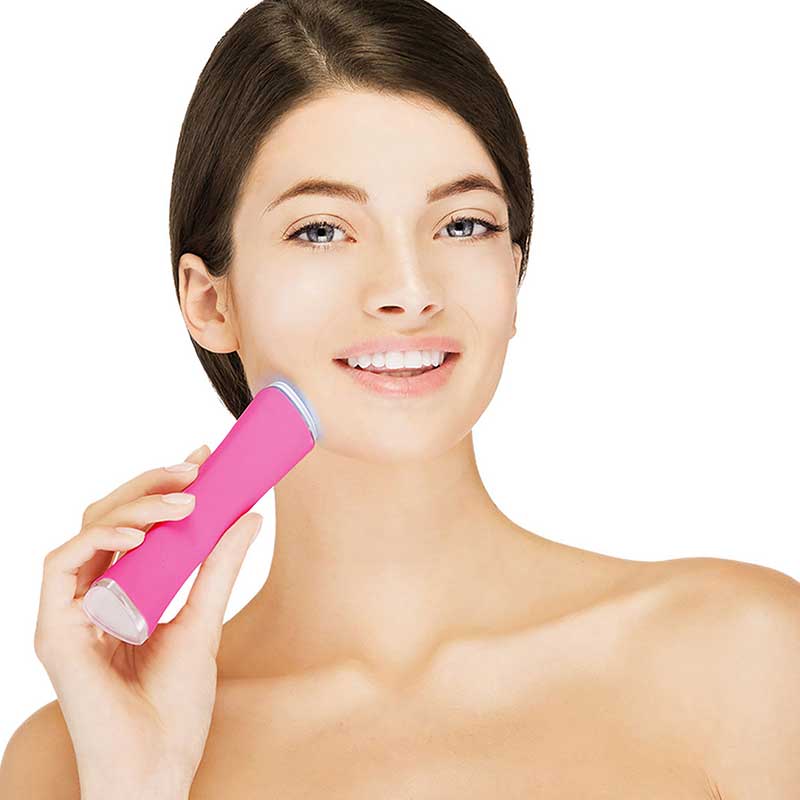 Foreo Espada | treatment | device | visibly clearer skin | clinically proven | target | treat | breakouts | reduce redness | pore size | clear | smooth | radiant skin | healing | acne-prone skin | home | dual-power | blue LED light | T-Sonic™ pulsations | inflammation | non-invasive | soft | smooth | extra-gentle | sensitive skin 