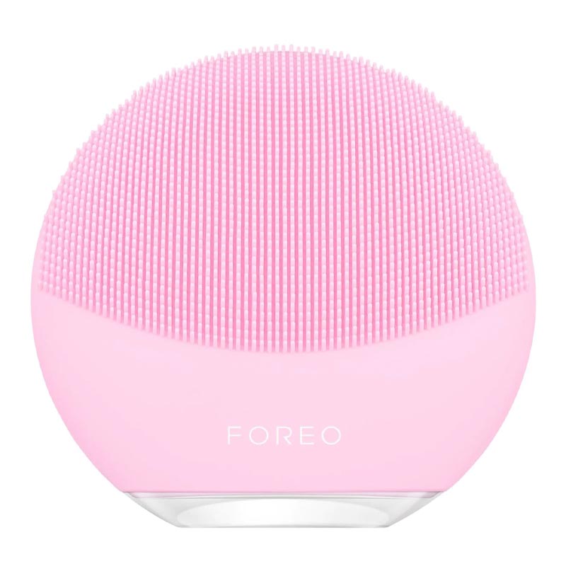  Foreo Luna Mini 3 | device | hygienic | cleanse |  travel-friendly | facial cleansing brush | ultra-soft, | bacteria-resistant | silicone | 30 seconds | Glow Boost mode | healthy | radiant | complexion | pearl pink | mint