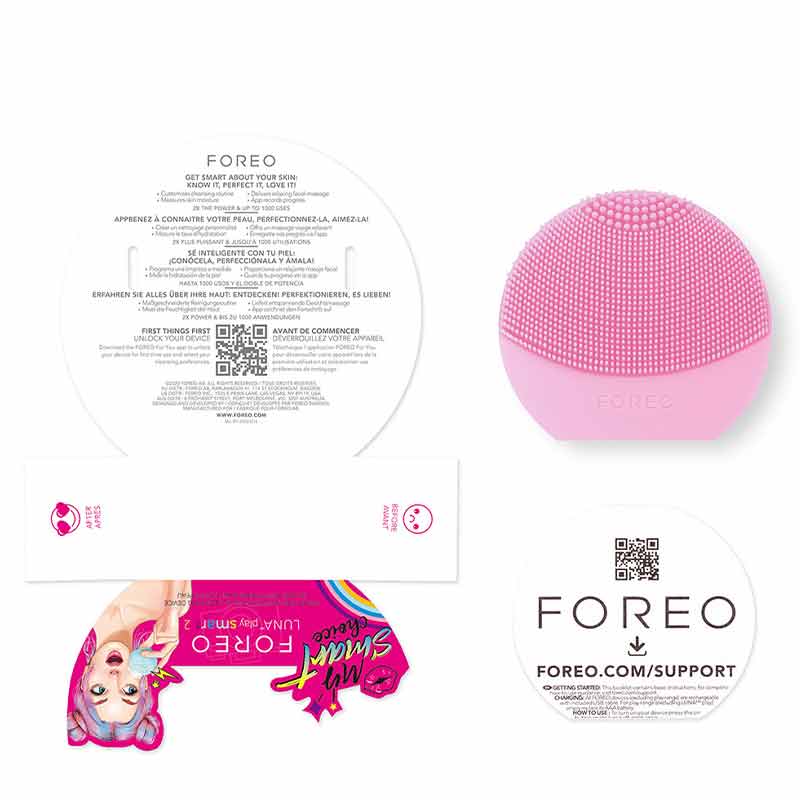 Foreo Luna Play Smart 2 | palm-sized | facial cleansing device | ultra-soft | bacteria-resistant | silicone | touchpoints | gently exfoliate | dead skin cells | 24k gold | ultra-smart sensors | analyze | moisture levels | personalized | lightweight | travel-friendly | 1000 uses