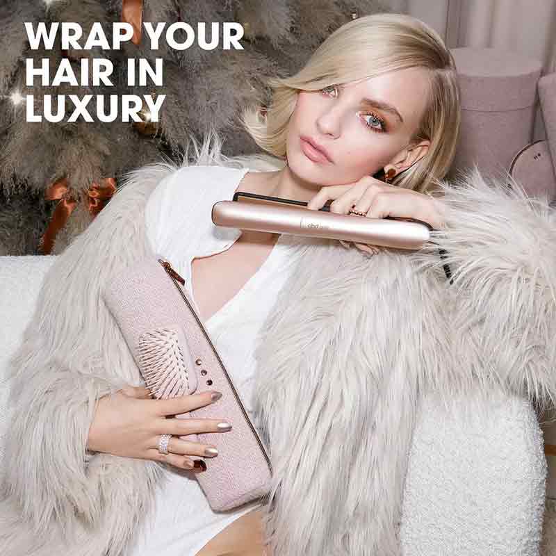 ghd Gold Hair Straightener Gift Set With Paddle Brush & Bag in Cashmere Beige