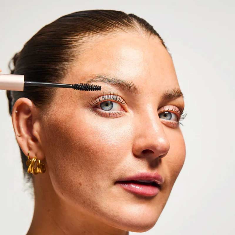 Glow For It Growth Lash Focus Mascara Model Results