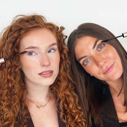 Glow For It Growth Lash Focus Mascara Model Image