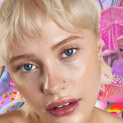 Glow Hub Super Shroom Serum Mist Model Image