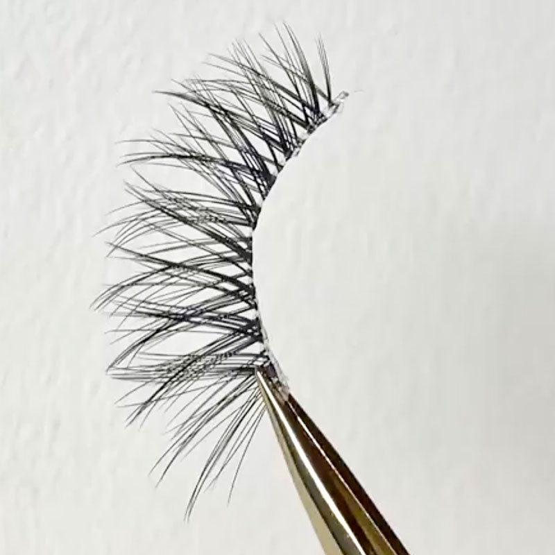 Kash Beauty Allure Natural Lash | seamlessly blend | natural beauty | off-duty | It Girl charm