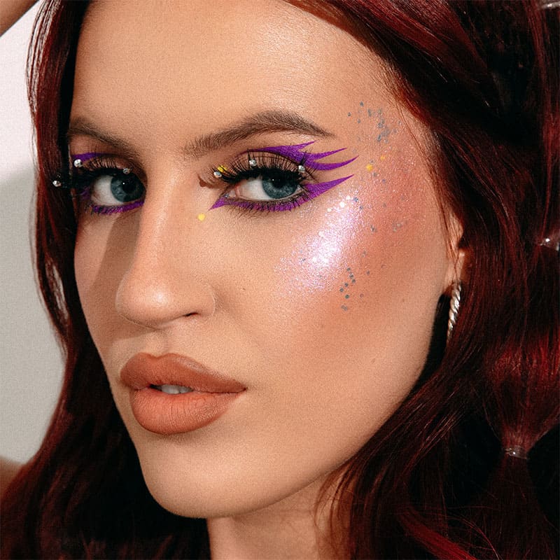 Kash Beauty Crystal Crush Glitter Gel | non-stuck formula | high-reflective glitter | sparkle | shine | fun | festival looks | perfect makeup partner | keilidhmua 