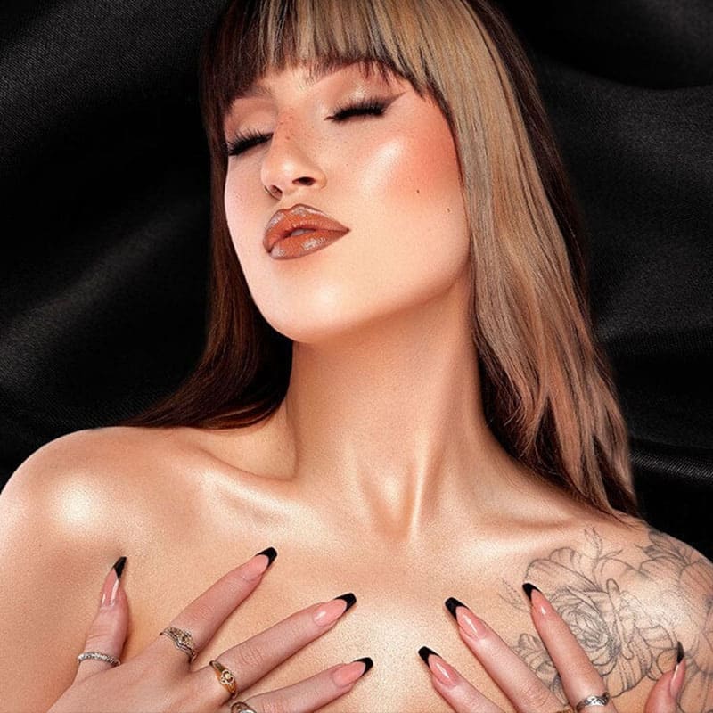 Kash Beauty Liquid Silk | Champagne Glaze | luminous touch | face | body | Keilidhmua