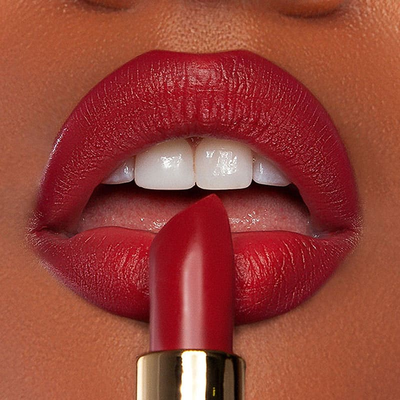 Kash Beauty Matte Lipstick | Blood moon | red | lip | soft matte finish | ultra-long lasting | versatile | super-pigmented | rich color