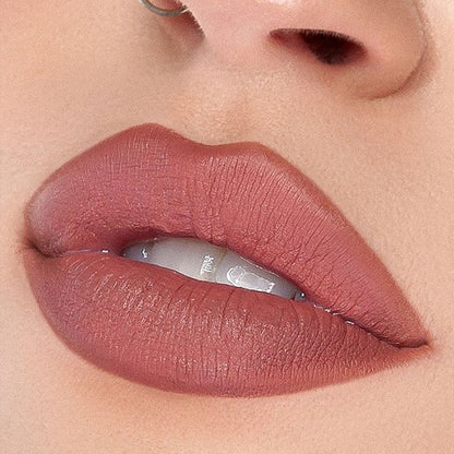 Kash Beauty Matte Lipstick | perfectly defined lips | delightful vanilla scent | sensorial experience